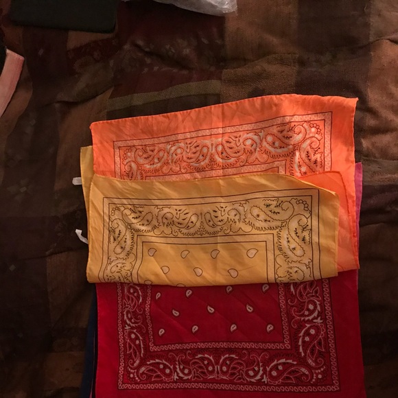 Bandannas - Picture 2 of 3